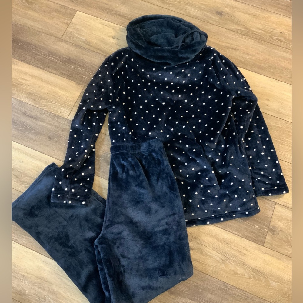 Cozy Polka Dot Lounge Set